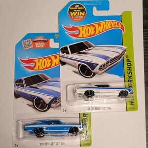 Set of 2 Hot Wheels HW Workshop '69 Chevelle SS 396 231/250 White / Blue 2014